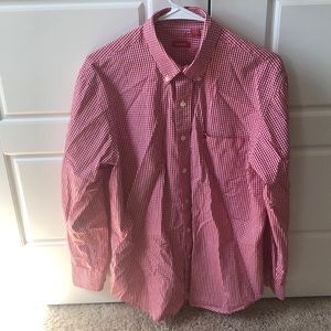 Izod Men’s Size Medium Long-Sleeve Shirt